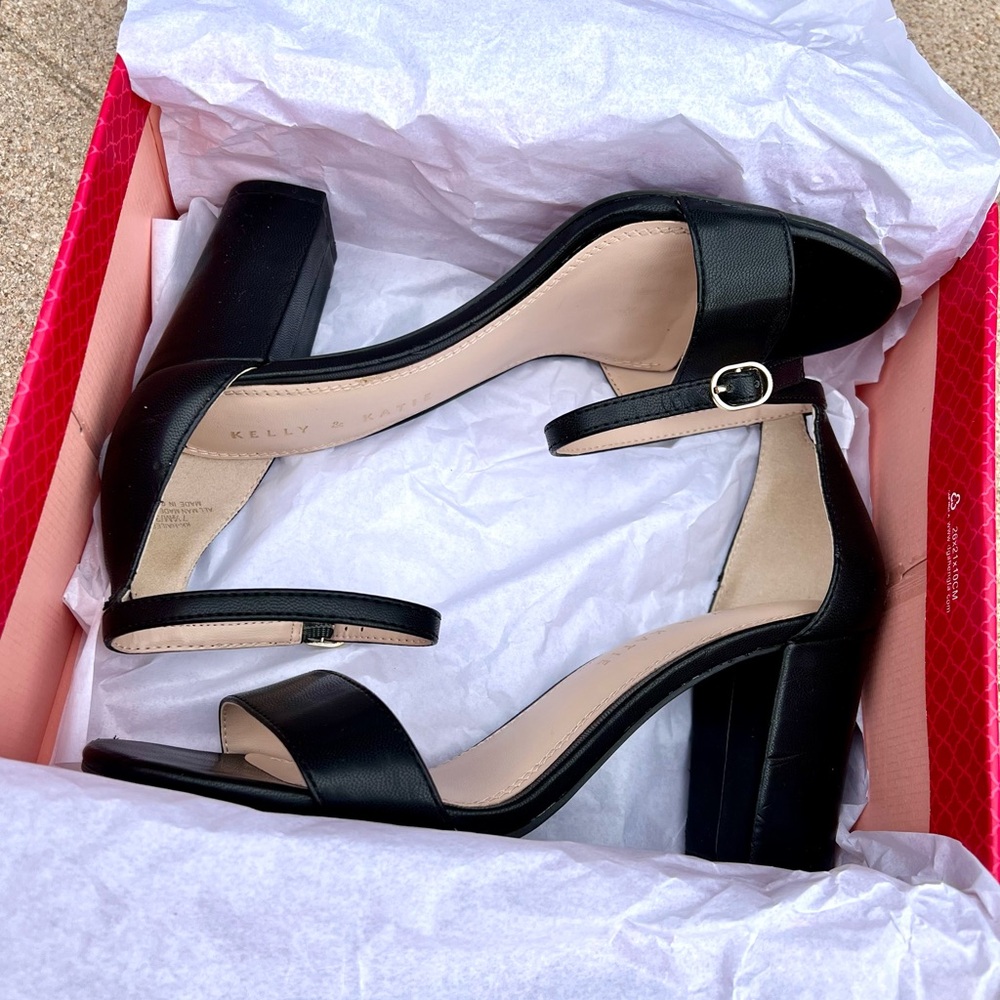 Kelly & Katie Ankle Strap Heels - Picture 14 of 14
